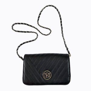 Badgley Mischka Quilted Crossbody Camera Bag Black Leather Compact Chain Y2K 90s